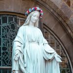 Sainte Marie pleine de grâces par Maria Oswalt (unsplash.com)