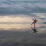 Personne en équilibre par Ashim d'Silva (unsplash.com)